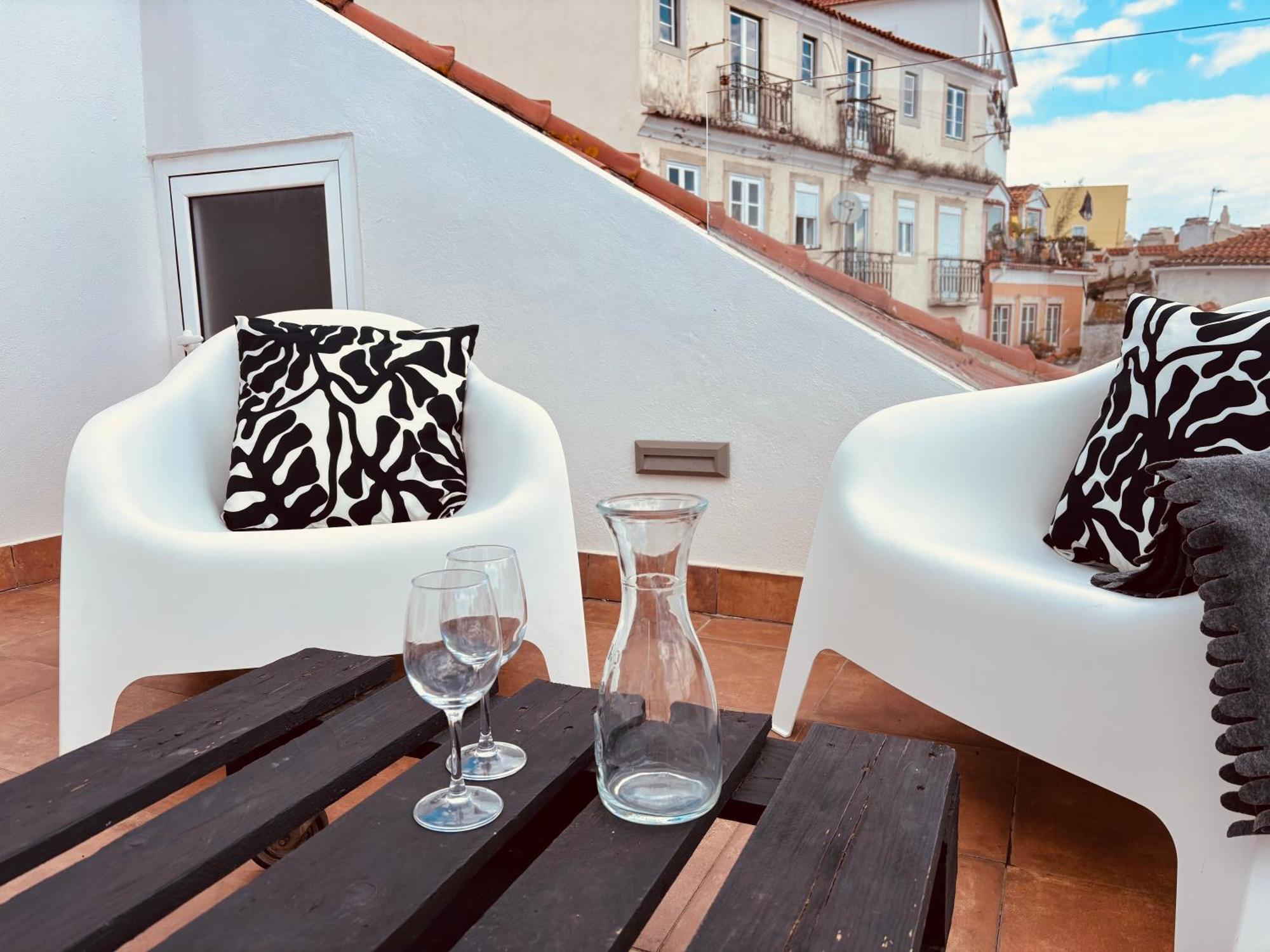 Cosy Alfama Hideout - With Rooftop Terrace ลิสบอน ภายนอก รูปภาพ